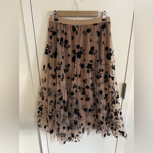 Chicwish Black and brown Floral Maxi Skirt - Picture 10 of 12